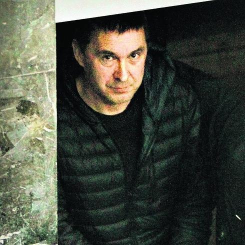 Otegi lamenta «de corazón» el asesinato de dos ecuatorianos en el atentado de ETA en la T-4