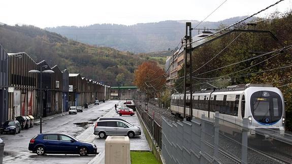 Euskotren reabrirá desde el lunes el enlace entre Sondika y La Ola los días laborables