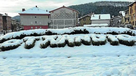 Una brigada vecinal plantará cara a las nevadas en Otxandio