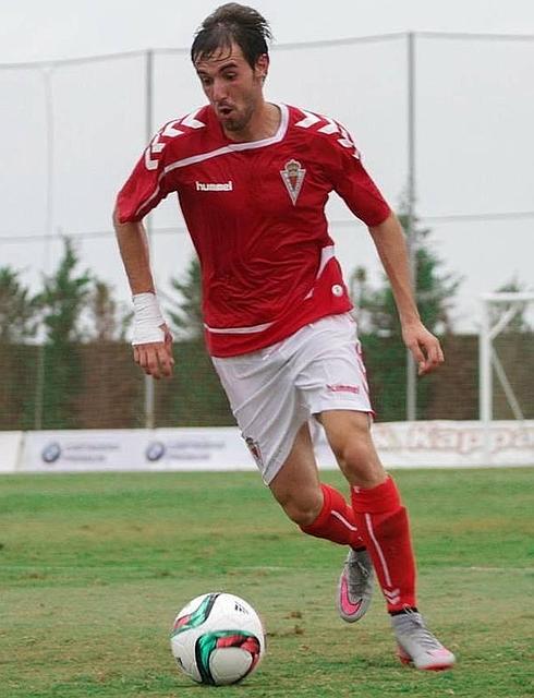 «Pedí excedencia en Petronor para apostar por el fútbol»