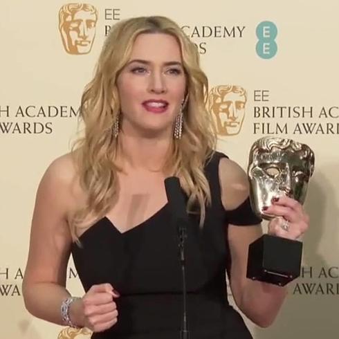 Emotivo discurso de Kate Winslet para «las chicas que dudan de sí mismas»