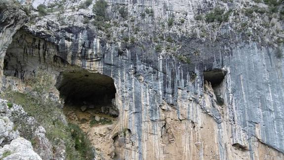 Chamanes y arte en las cuevas cántabras de Ramales de la Victoria
