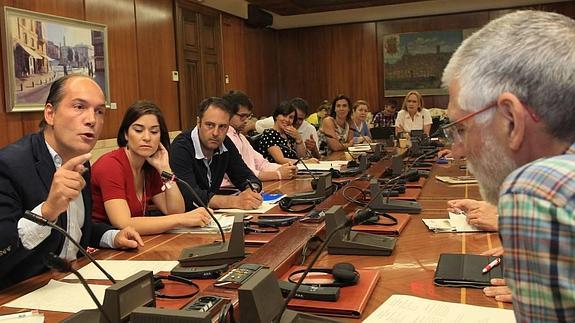 Nueva bronca entre PNV y PP a cuenta del retraso del auditorio del Europa