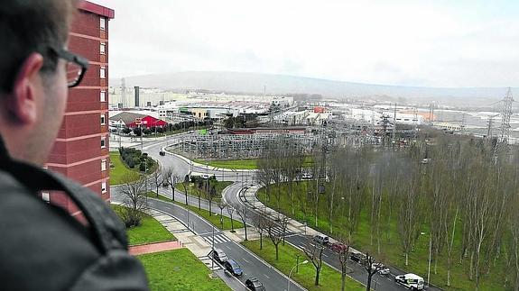 Vitoria paraliza la empresa que llena Sansomendi de «tufo a pescado podrido»