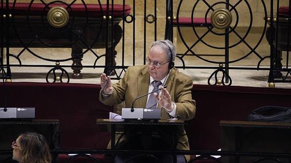 Aldecoa dice que no cobrará todo su nuevo sueldo, pero no aclara qué hará con los 12.400 euros