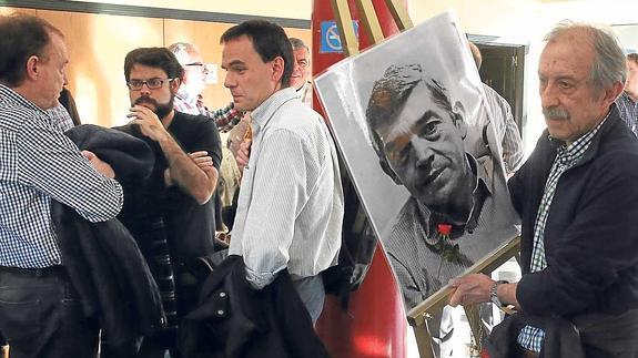 Adiós entre camaradas y compañeros