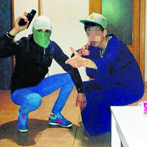 El detenido por enaltecer el yihadismo en Rentería queda en libertad, sin pasaporte