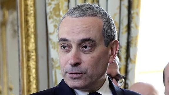 Hollande renuncia a nombrar un embajador gay en el Vaticano