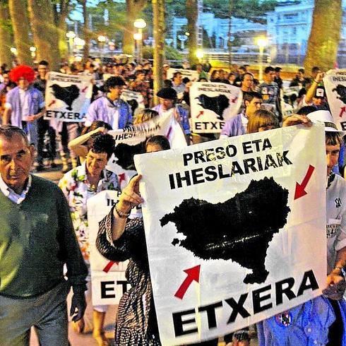 Urtaran no frena el debate sobre los presos de ETA pero rechaza una campaña a favor