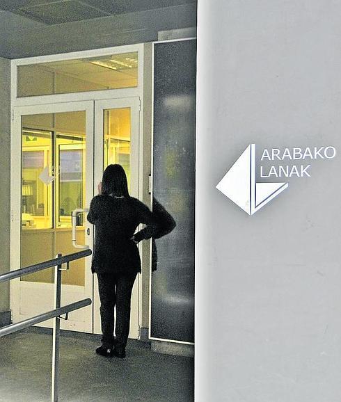 La Diputación propone disolver Arabako Lanak y recolocar a la plantilla