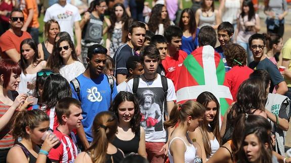 Euskotrenek Ibilaldirako zerbitzu bereziak eskainiko ditu