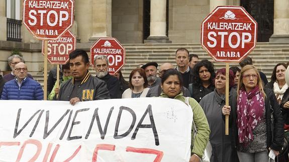 Amaya busca piso para no quedarse en la calle