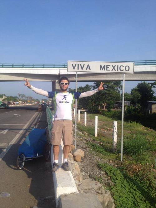 La vuelta al mundo en 1.095 días... a pie