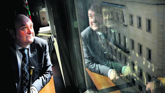 «El PNV está dispuesto a escuchar a Rajoy»