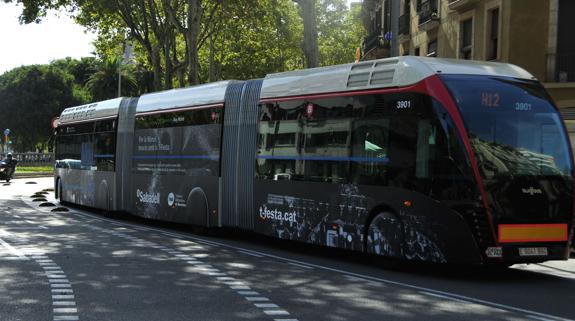 Urtaran y EH Bildu pactan por sorpresa la ampliación del tranvía al campus y el BRT