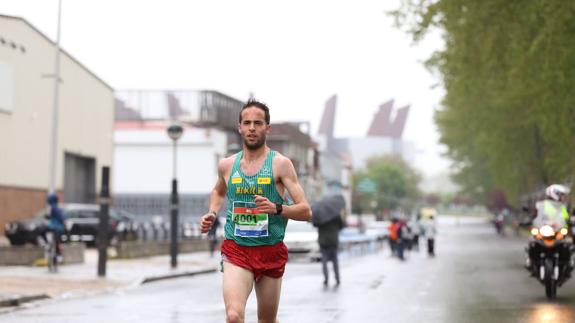 El alavés Iván Fernández, plata europea por equipos en media maratón