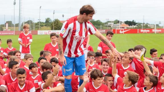 Amorebieta: «El Athletic me lo ha dado todo, solo tengo palabras de agradecimiento»