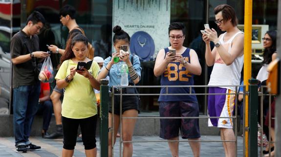 Los activistas de Hong Kong disfrazan sus protestas como cacerías de Pokémon Go