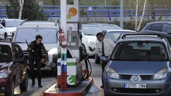 ¿Qué gasolineras venden más barato el combustible en Bizkaia?