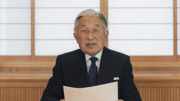 El emperador de Japón quiso anunciar su intención de abdicar el año pasado