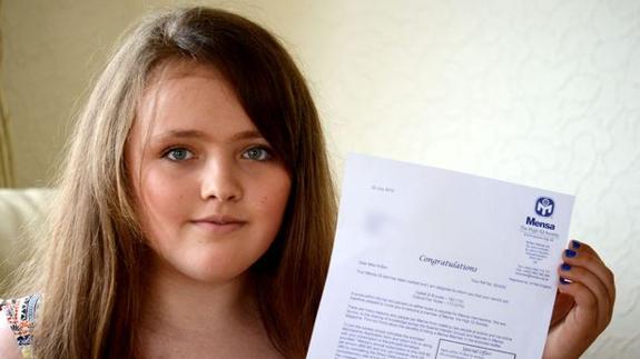 Nicole Barr, la niña gitana con mayor coeficiente intelectual que Einstein