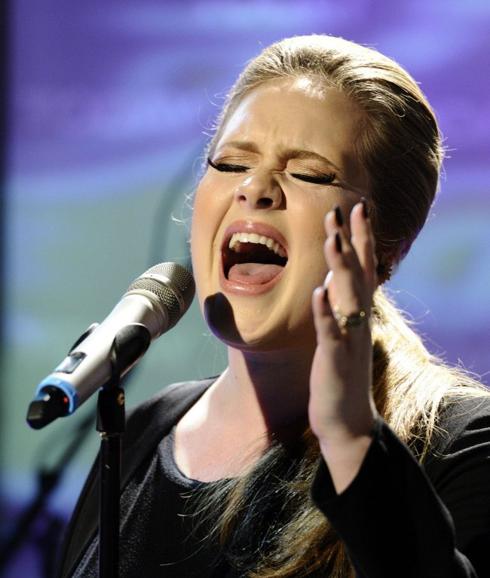 Adele pasa de la Super Bowl