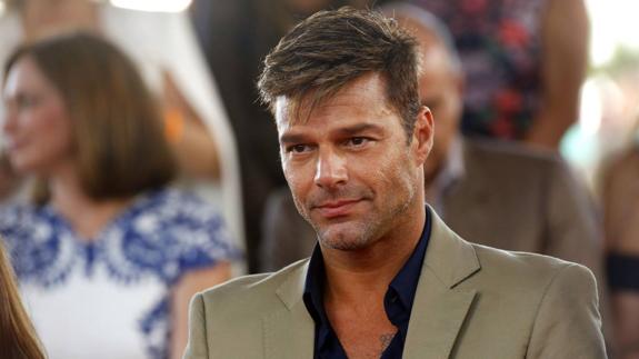 Ricky Martin se pasa a Clinton