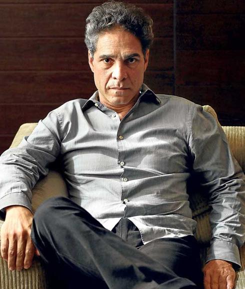 Isiltasunez eta isilaldiz jositako elea