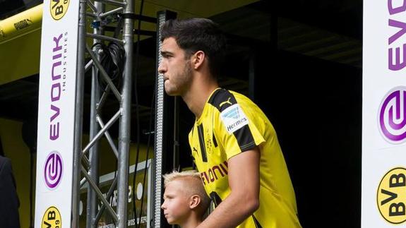 Mikel Merino se queda sin Champions