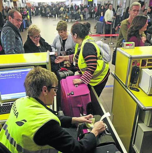 La Diputación critica que ampliar el horario de Foronda a 16 horas «no es suficiente»