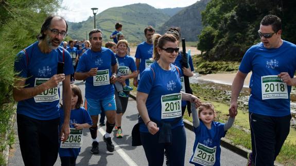 La IV Carrera Familiar de EL CORREO recauda fondos para la Fundación Argia