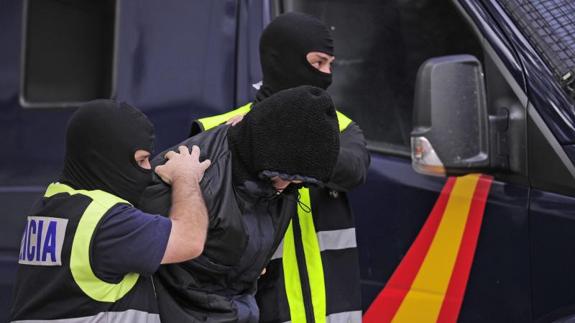 El yihadista detenido en San Sebastián «captaba» y «radicalizaba» a nuevos terroristas