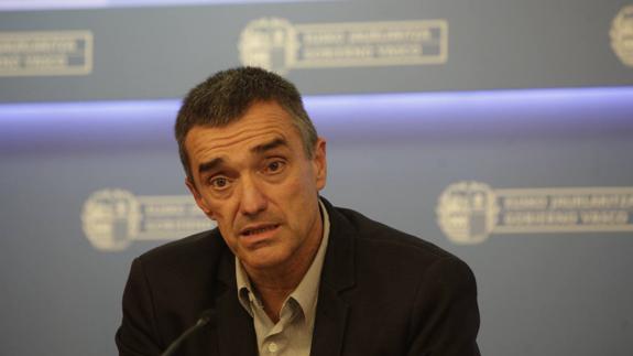 El Gobierno vasco insta a ETA a dar pasos para un «final ordenado» de la violencia