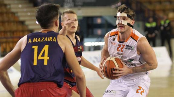 El Sáenz Horeca sigue intratable en Mendizorroza