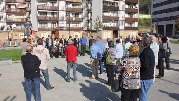 EHBildu organiza un acto paralelo al del Ayuntamiento de Galdakao por el Día de la Memoria