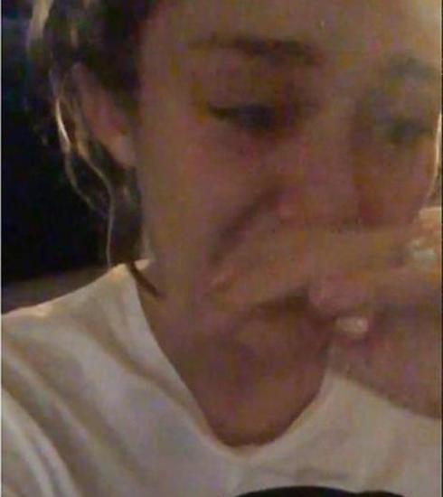 Miley Cyrus rompe a llorar en un vídeo tras la victoria de Trump