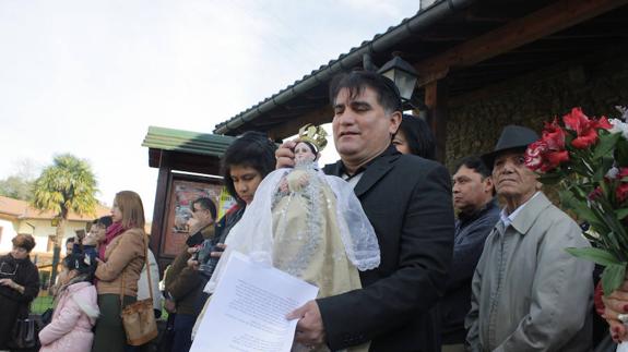 La Virgen de Cotoca hermana Bolivia y el valle de Arratia