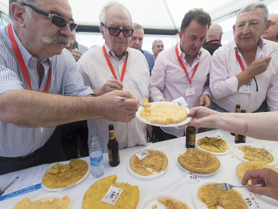 Diez cocineros con 29 estrellas Michelin ofrecen recetas solidarias