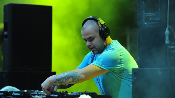 Gente De Zona y Juan Magán actuarán el 25 de marzo en el BEC