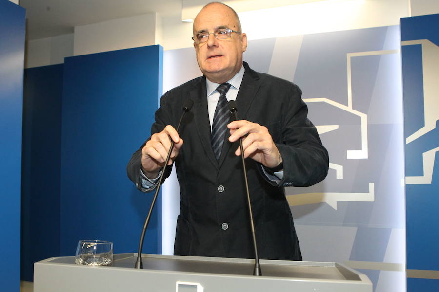 Egibar dice que el PP «quiere entenderse con el PSOE, lo nuestro va después»