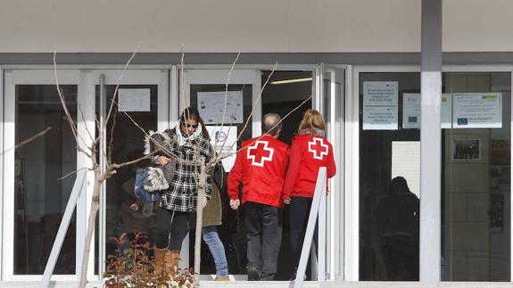 Fallece por enfermedad la madre del menor que hirió a cinco compañeros de instituto en Alicante