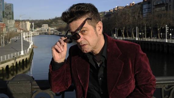 «La política es un mal negocio para la sensibilidad de los pueblos»