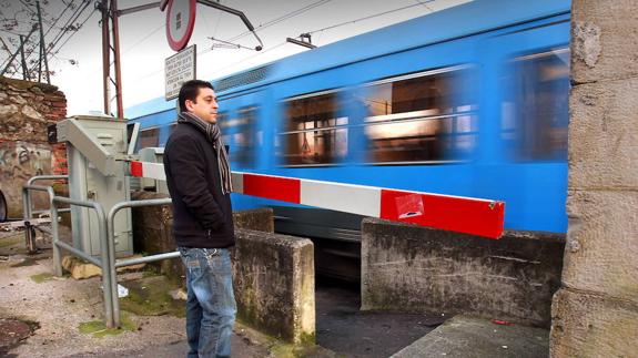 La Diputación paraliza la construcción de la pasarela aérea sobre las vías en Arkotxa