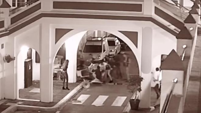 Brutal paliza en un pub de Estepona: «Pensé que me iban a matar»