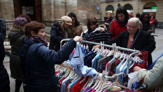 Las gangas volverán a las calles del Casco Viejo este viernes y sábado