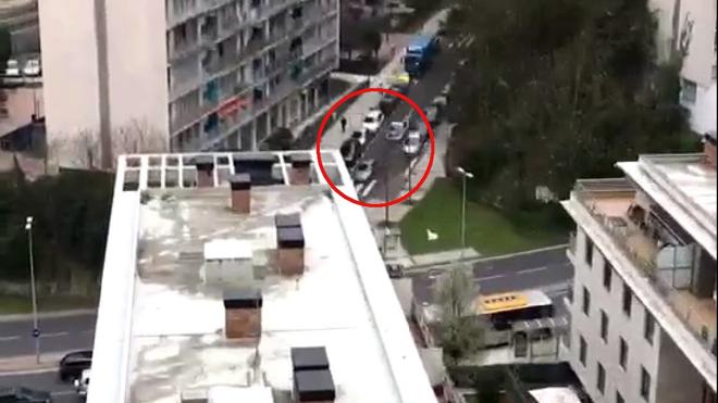 La Ertzaintza dispara dos tiros al aire para tratar de parar a un coche a la fuga en San Sebastián