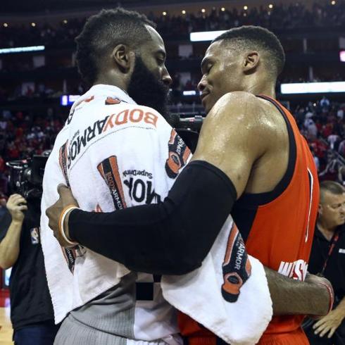 Harden vs Westbrook por el título de los ligeros