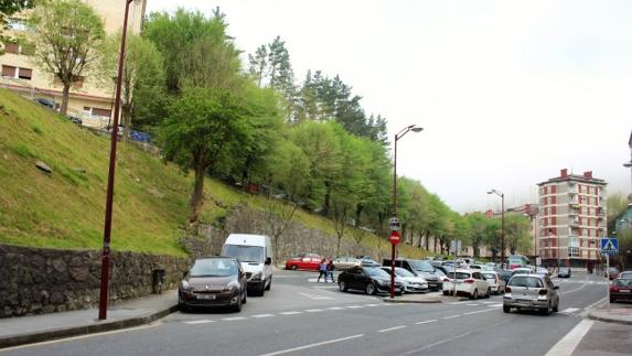 Se estudia la posibilidad de reubicar el mercadillo provisionalmente en Cardenal Orbe