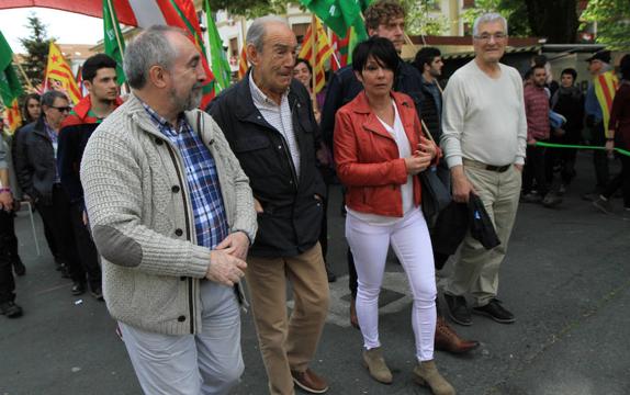 La izquierda abertzale sitúa en el Aberri Eguna el inicio del camino hacia «la primera república vasca»