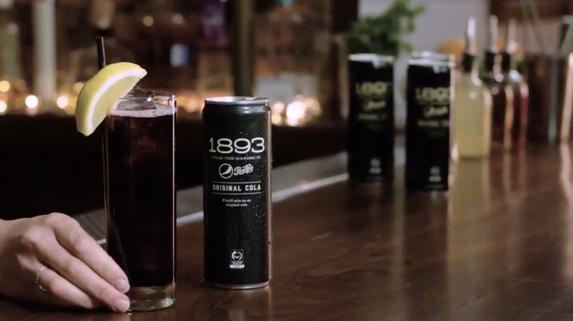 Pepsi descubre el kalimotxo y lo presenta como si fuera un gin-tonic